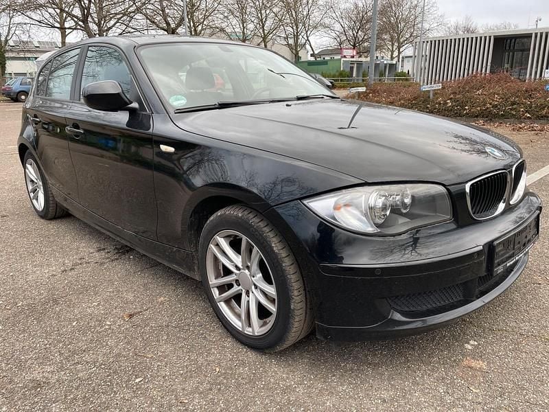 Schwarz Gebraucht 2011 BMW 118 Kleinwagen | 4.800 € (Superpreis) - Bild 1/4