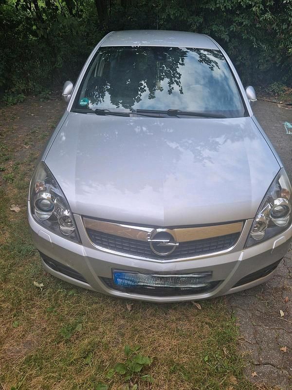 Gebraucht Opel Vectra 2009 Silber Limousine