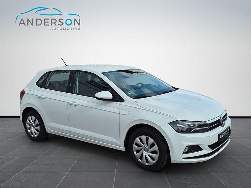 Gebraucht VW Polo Comfortline 95 PS (69 kW) 2018 Weiß Kleinwagen