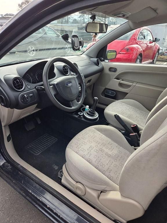 Gebraucht Ford Fiesta 80 PS (58 kW) 2004 Blau Kleinwagen