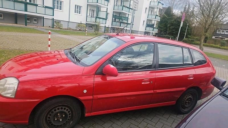 Gebraucht Kia Rio 105 PS (77 kW) 2002 Rot Kombi