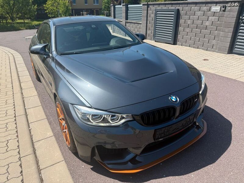 Grau Gebraucht 2016 BMW M4 Sport Line Coupé | 140.000 € - Bild 1/4
