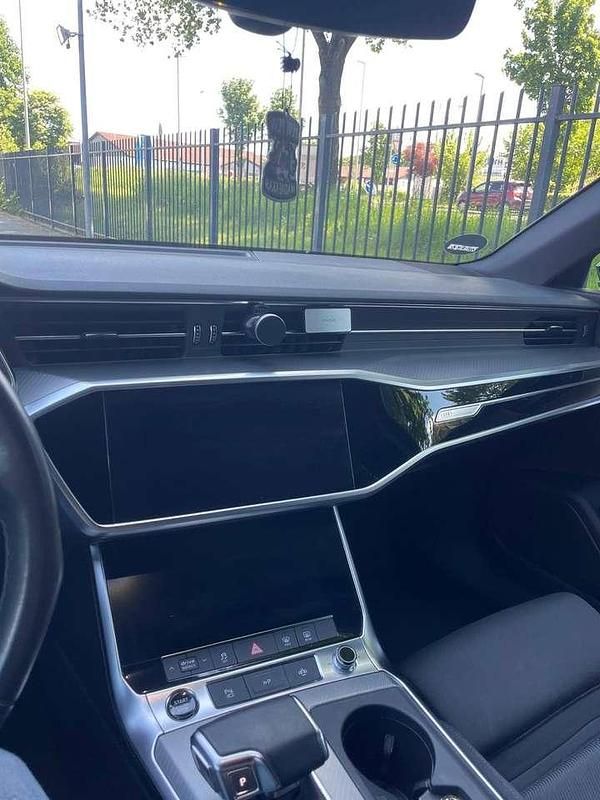 Gebraucht Audi A6 Sport 204 PS (150 kW) 2021 Schwarz Kombi