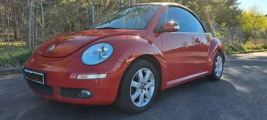 Gebraucht VW New Beetle 75 PS (55 kW) 2007 Rot Kleinwagen