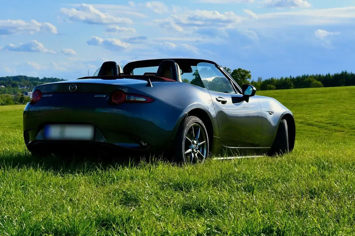 Używany Mazda MX5 Edition 131 KM (96 kW) 2018 Szary Kabriolet