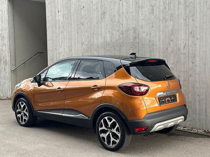 Gebraucht Renault Captur Collection 131 PS (96 kW) 2019 Orange SUV