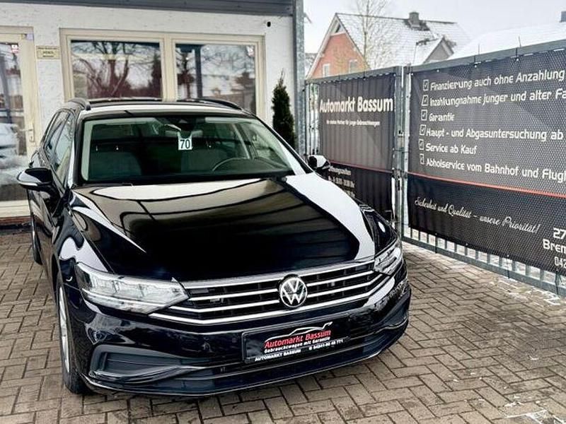 Gebraucht VW Passat 150 PS (110 kW) 2022 Schwarz Kombi