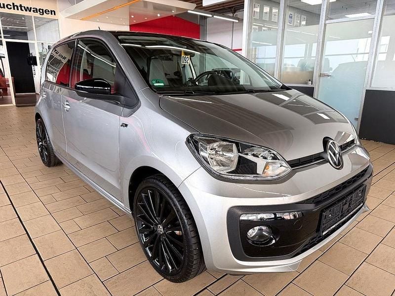 Silber Gebraucht 2024 VW up! R-line Kleinwagen | 13.950 € (Guter Preis) - Bild 1/4