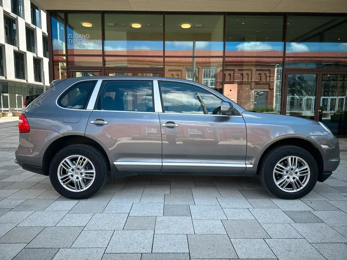 Gebraucht Porsche Cayenne 239 PS (175 kW) 2009 Grau SUV