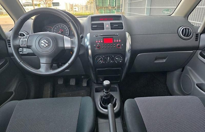 Gebraucht Suzuki SX4 120 PS (88 kW) 2009 Schwarz Limousine