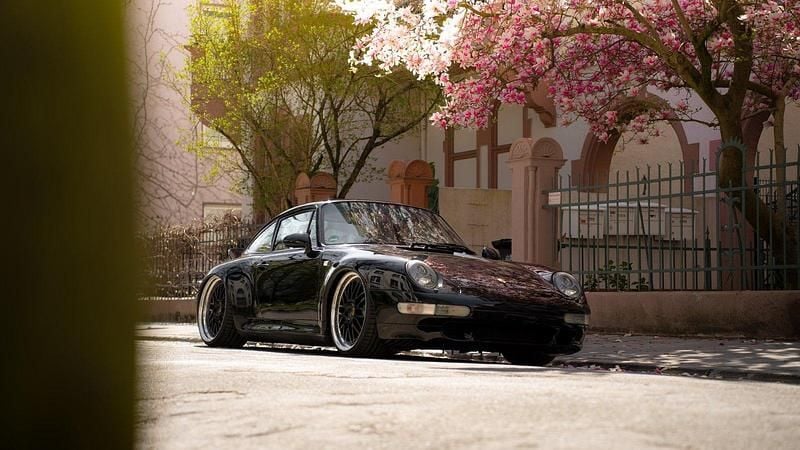 Schwarz Gebraucht 1996 Porsche 993 Coupé | 115.000 € (Fairer Preis) - Bild 1/4