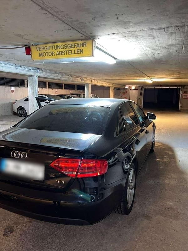 Gebraucht Audi A4 160 PS (117 kW) 2008 Blau Limousine