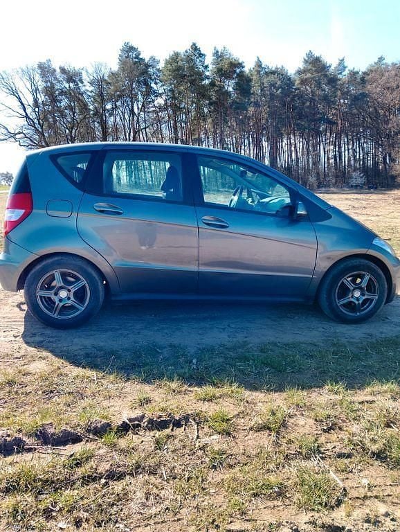 Gebraucht Mercedes A150 95 PS (69 kW) 2008 Grau Van / Kleinbus