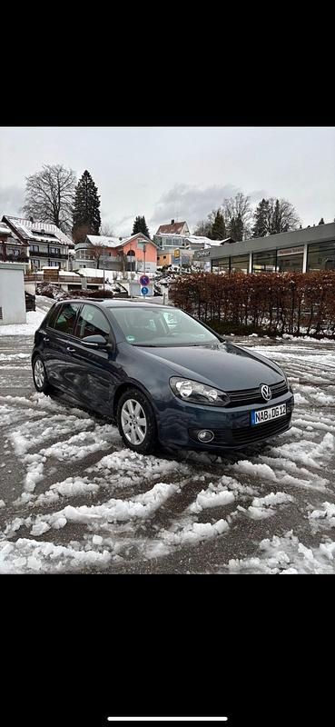 Gebraucht VW Golf V 122 PS (89 kW) 2009 Blau Kombi