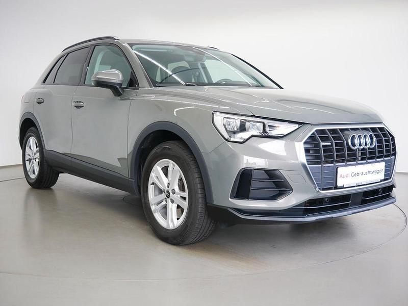Gebraucht Audi Q3 Comfort 190 PS (139 kW) 2022 Grau SUV