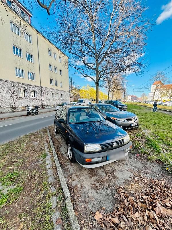 Gebraucht VW Golf III 75 PS (55 kW) 1995 Violet Limousine