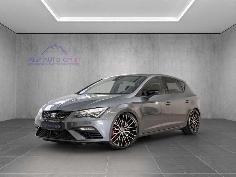 "pirineos" grau Gebraucht 2018 Cupra Leon Limousine | 24.699 € (Fairer Preis) - Bild 1/4