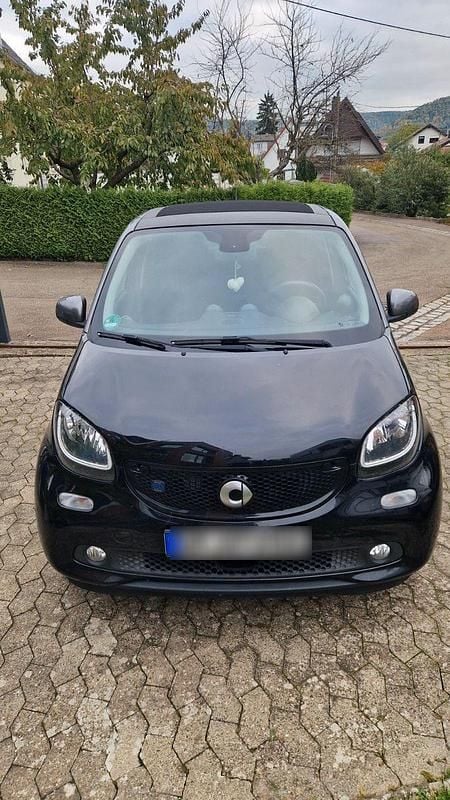 Schwarz Gebraucht 2019 Smart ForFour Electric Drive Kleinwagen | 6.400 € (Fairer Preis) - Bild 1/4