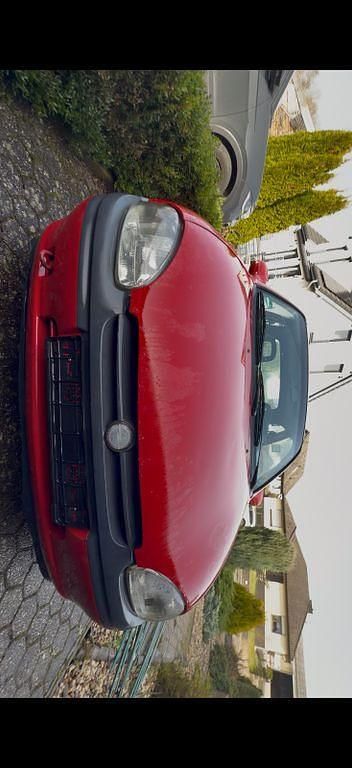 Gebraucht Opel Corsa 60 PS (44 kW) 1997 Rot Kleinwagen