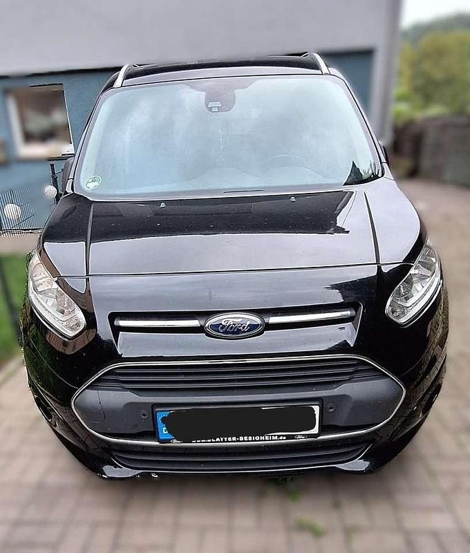 Gebraucht Ford Tourneo 120 PS (88 kW) 2017 Schwarz Kombi