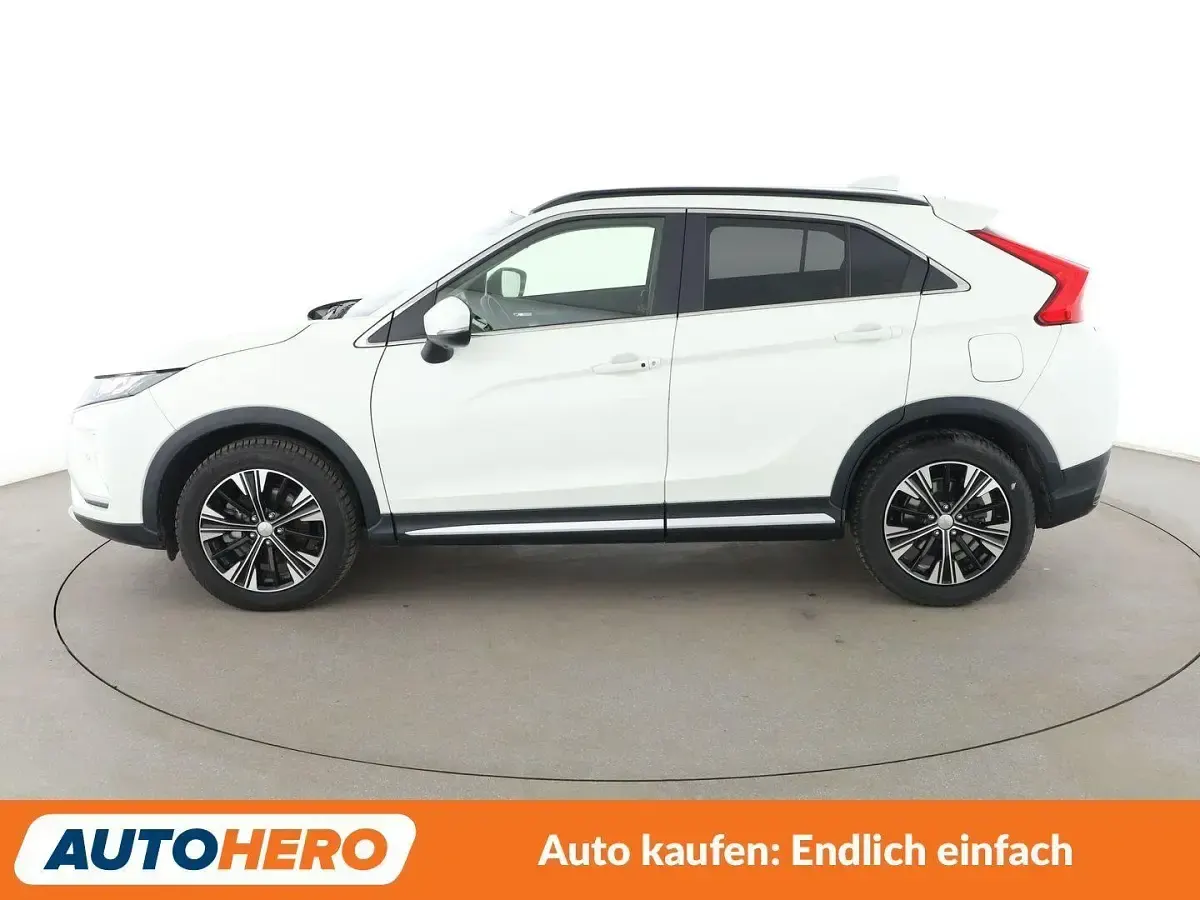 Używany Mitsubishi Eclipse Cross Top 163 KM (119 kW) 2018 Biały SUV