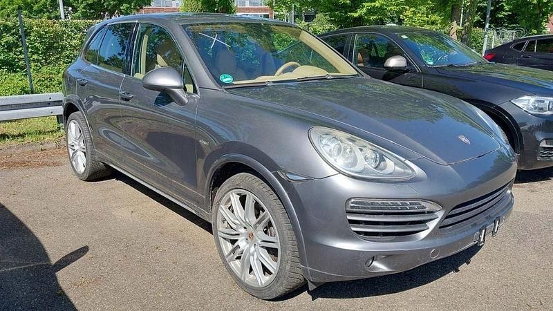 Gebraucht Porsche Cayenne Platinum Edition 245 PS (180 kW) 2014 Grau SUV