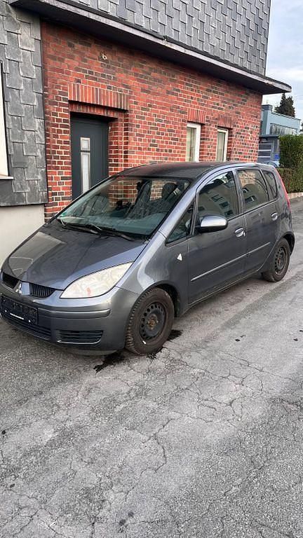 Grau Gebraucht 2006 Mitsubishi Colt Van / Kleinbus | 990 € (Guter Preis) - Bild 1/4