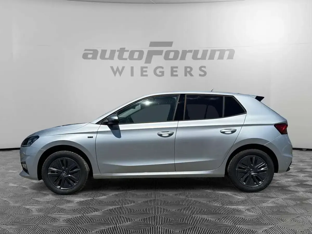 Gebraucht Skoda Fabia Drive 95 PS (69 kW) 2025 Brilliantsilber metallic Kleinwagen