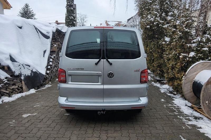 Gebraucht VW T6 150 PS (110 kW) 2016 Silber Van
