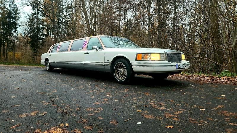 Weiß Gebraucht 1994 Lincoln Town Car Limousine | 8.950 € - Bild 1/4