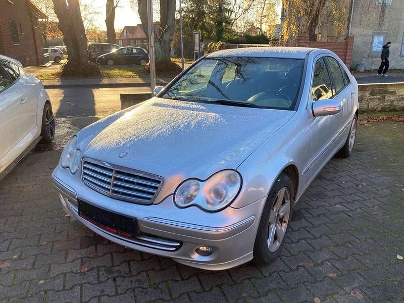 Gebraucht Mercedes C230 204 PS (150 kW) 2005 Iridiumsilber  metalliclack Limousine