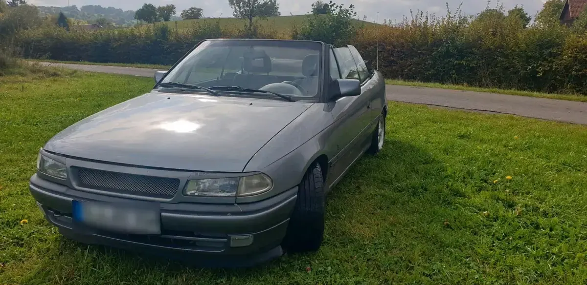 Gebraucht Opel Astra 142 PS (104 kW) 1993 Grau Cabrio