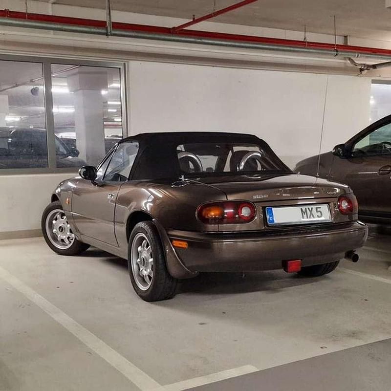 Second-hand Mazda MX5 90 CP (66 kW) 1996 Maro Cabrio