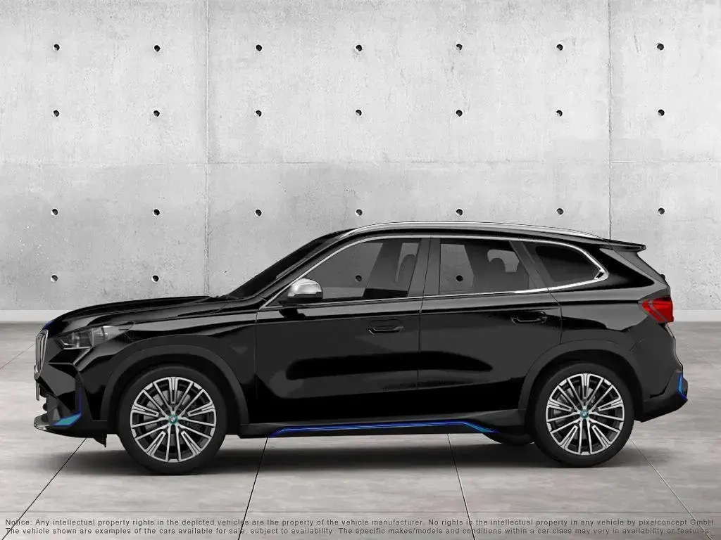Gebraucht BMW iX1 Performance 230 kW (313 PS) 2023 Saphirschwarz SUV