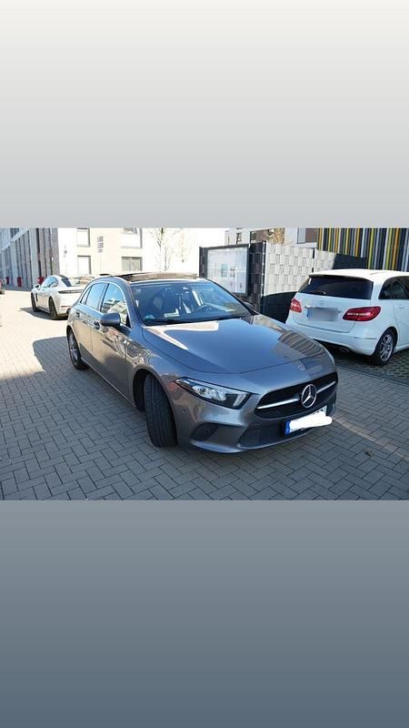 Gebraucht Mercedes A220 190 PS (139 kW) 2019 Grau Limousine