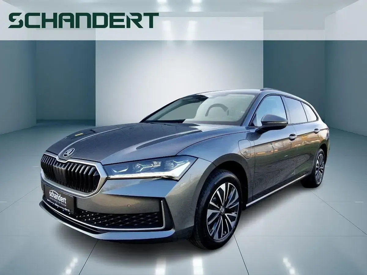Gebraucht Skoda Superb Selection 204 PS (150 kW) 2026 Kombi