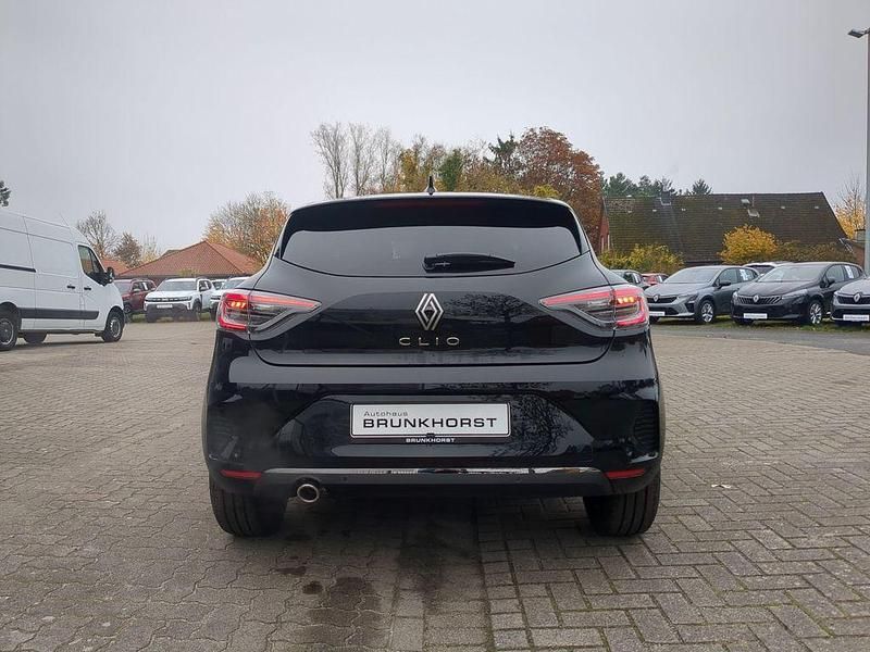 Neu Renault Clio V Techno 91 PS (66 kW) 2025 Schwarz Limousine