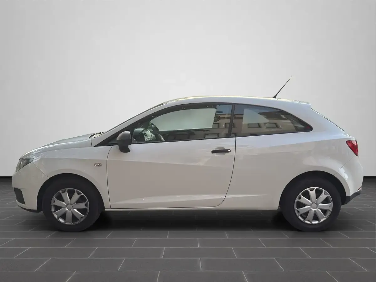 Gebraucht Seat Ibiza 60 PS (44 kW) 2011 Weiß Kleinwagen