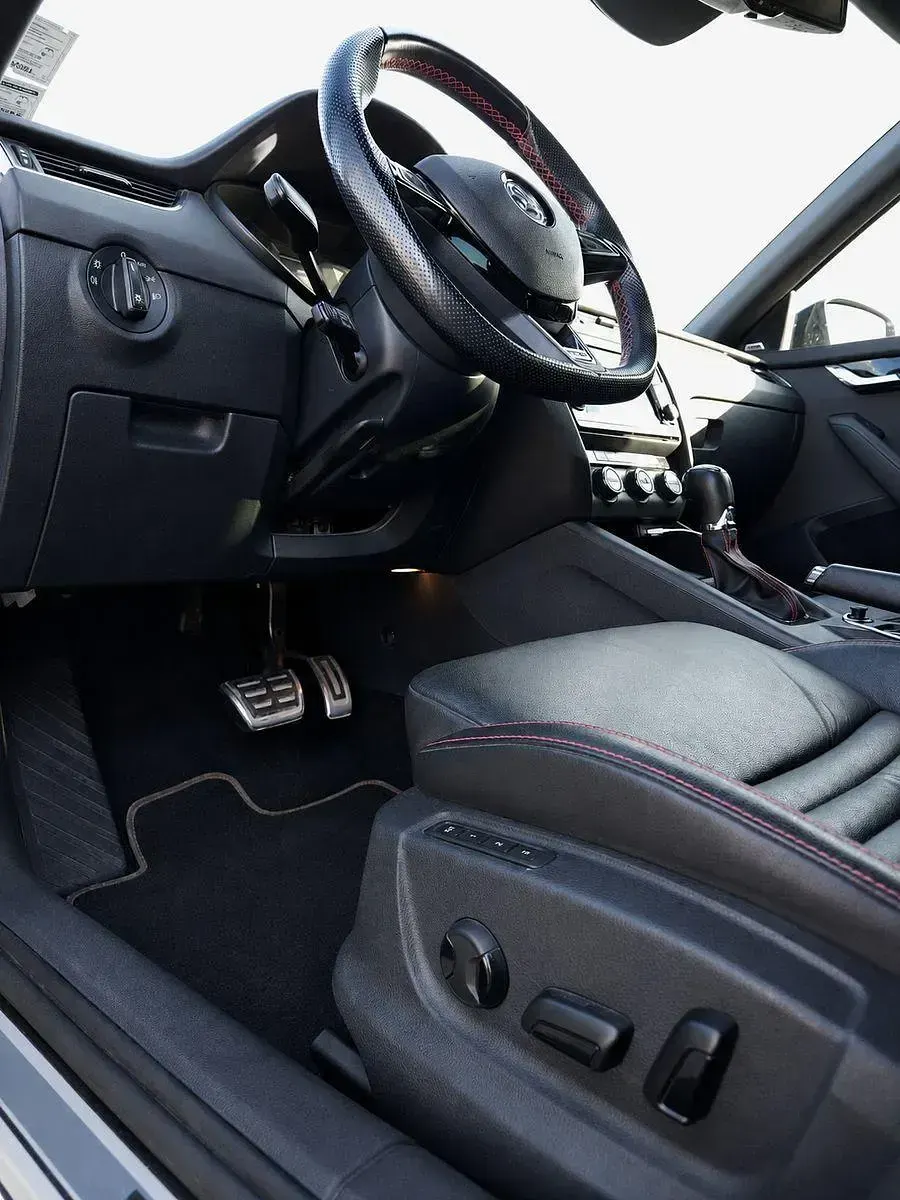 Gebraucht Skoda Octavia RS 230 PS (169 kW) 2016 Weiß Kombi