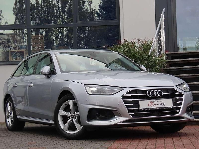 Silber Gebraucht 2021 Audi A4 Kombi | 23.900 € (Guter Preis) - Bild 1/3