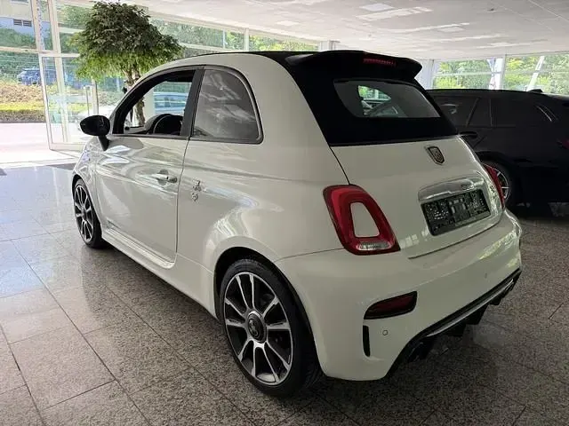 Gebraucht Abarth 595C Turismo 165 PS (121 kW) 2016 Weiss Cabrio
