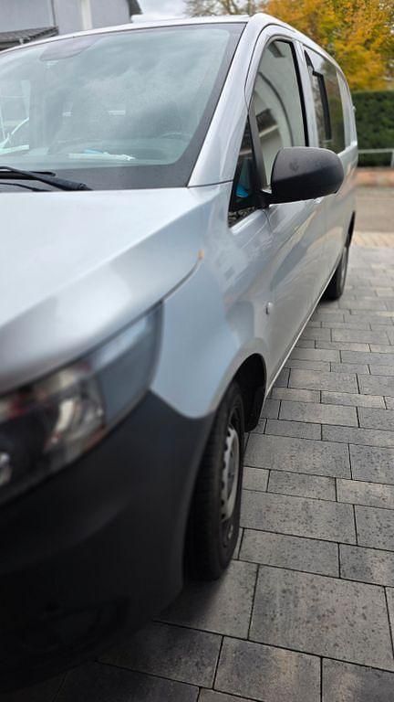 Gebraucht Mercedes Vito 136 PS (100 kW) 2016 Silber Van