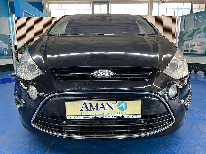Schwarz Gebraucht 2010 Ford S-MAX Titanium Van / Kleinbus | 4.500 € (Teuer) - Bild 1/4