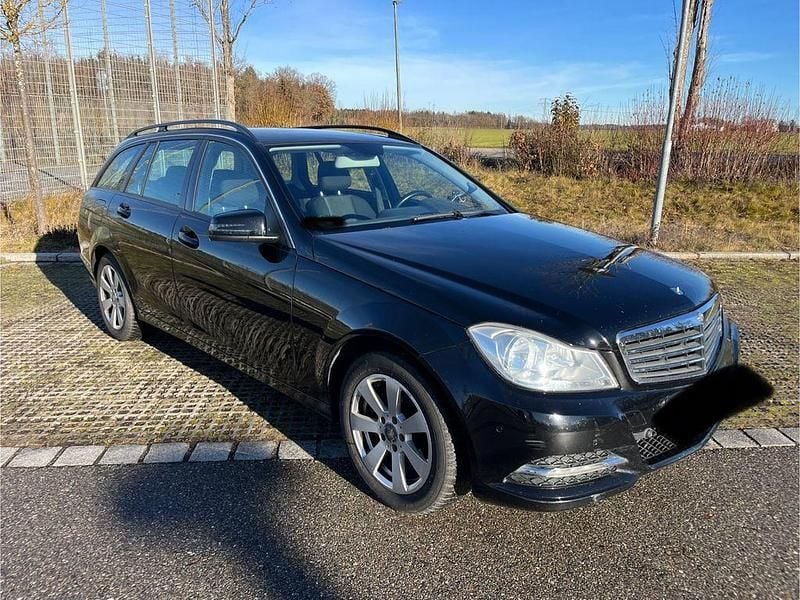 Schwarz Gebraucht 2012 Mercedes C220 Elegance Limousine | 5.999 € (Superpreis) - Bild 1/4