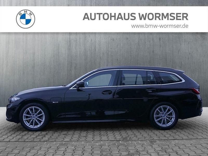 Gebraucht BMW 320e 204 PS (150 kW) 2022 Schwarz Kombi