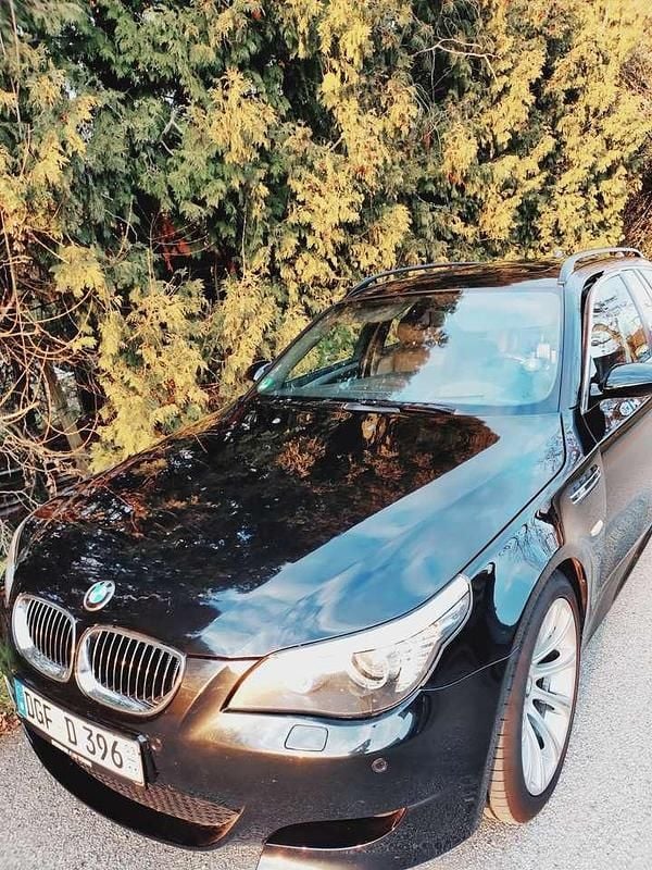 Second-hand BMW M5 507 CP (372 kW) 2007 Negru Break