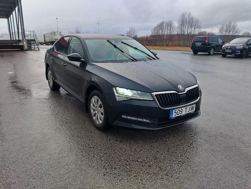 Gebraucht Skoda Superb Active 190 PS (139 kW) 2020 Schwarz Limousine