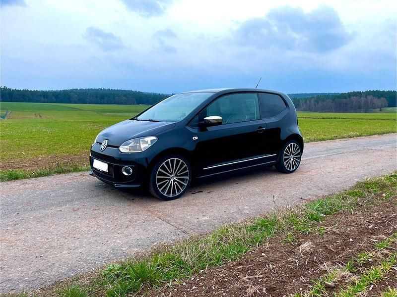Gebraucht VW up! high up! 75 PS (55 kW) 2014 Schwarz Kleinwagen