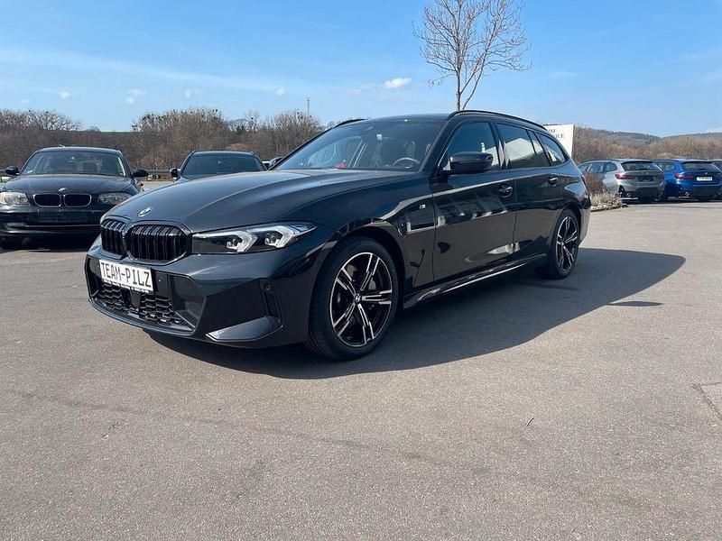 Gebraucht BMW 330 M Sport 245 PS (180 kW) 2025 Schwarz Limousine