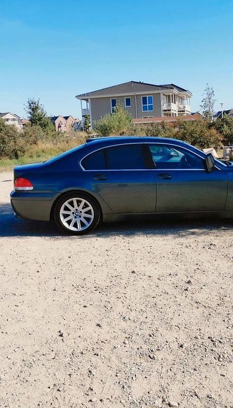Gebraucht BMW 735 272 PS (200 kW) 2002 Grau Limousine
